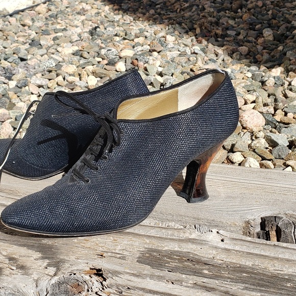 Yves Saint Laurent Booties - Picture 1 of 6